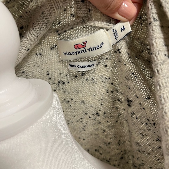 Vineyard Vines cashmere mid length cardigan size M like new smoke free home - Picture 5 of 5